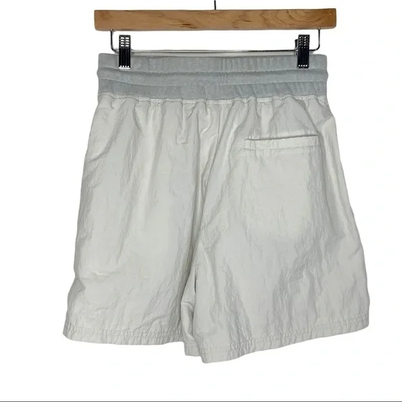 Fabletics Womens Jemma Shorts Sz Small Gray White Lined Elastic Waist Activewear - Picture 4 of 10